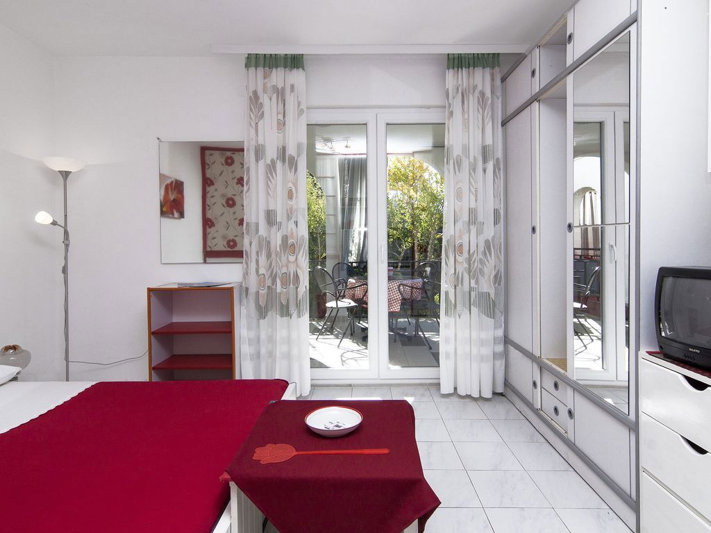 Studio mit Terrasse und Klimaanlage