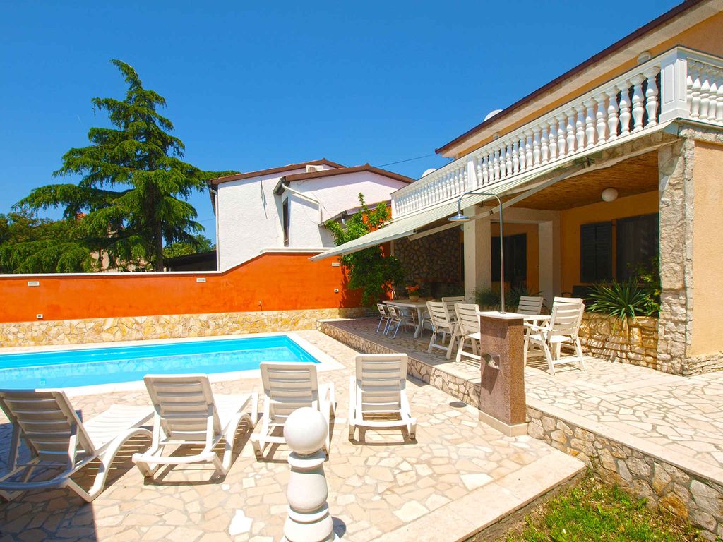 Ferienhaus mit Swimmingpool