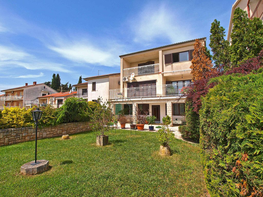 Ferienwohnung mit Terrasse und Grill