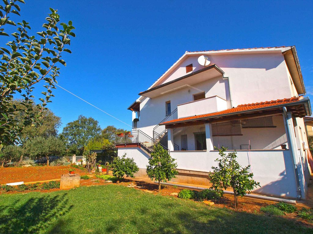 Ferienwohnung mit Terrasse