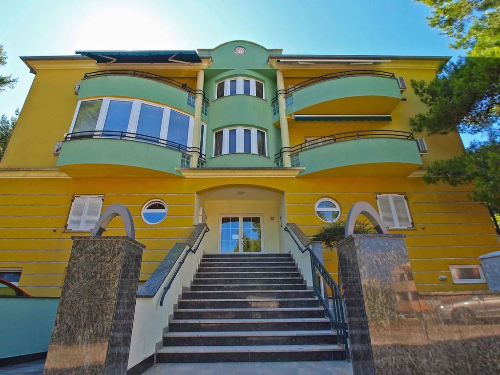 Ferienwohnung mit Klimaanlage und privater Terrasse