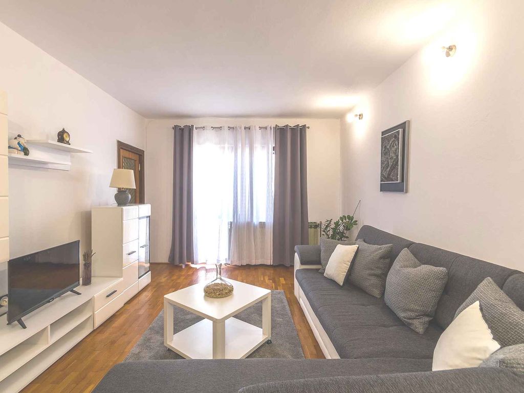 Ferienwohnung mit Garten und Grill
