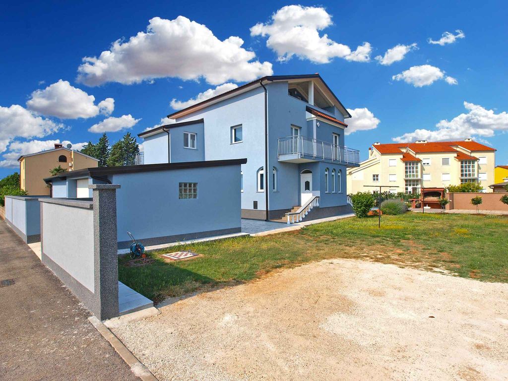 Ferienwohnung mit Garten und Grill