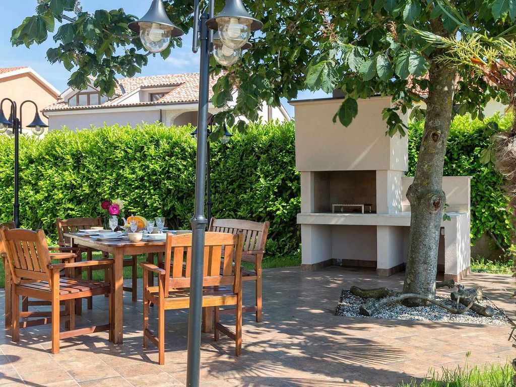 Ferienwohnung mit Klimaanlage und Terrasse