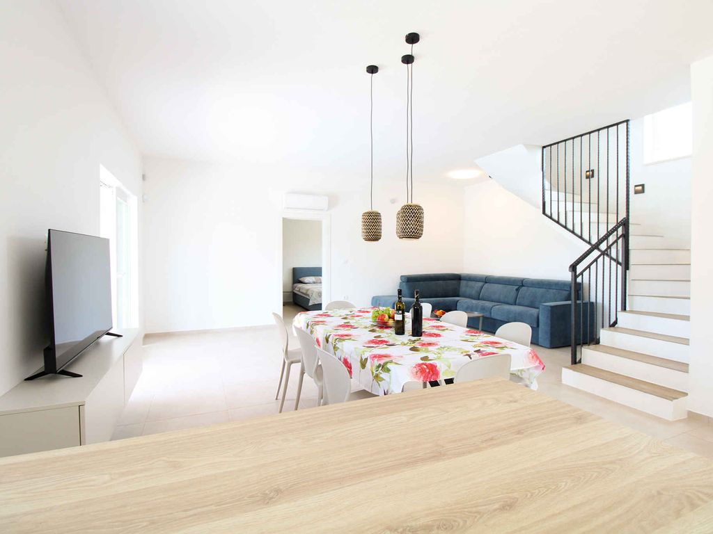 Ferienhaus mit Klimaanlage und Pool