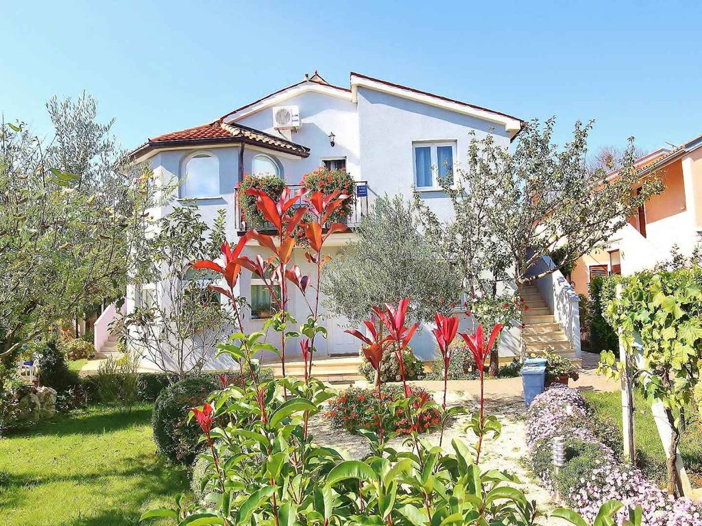 Ferienwohnung mit Balkon