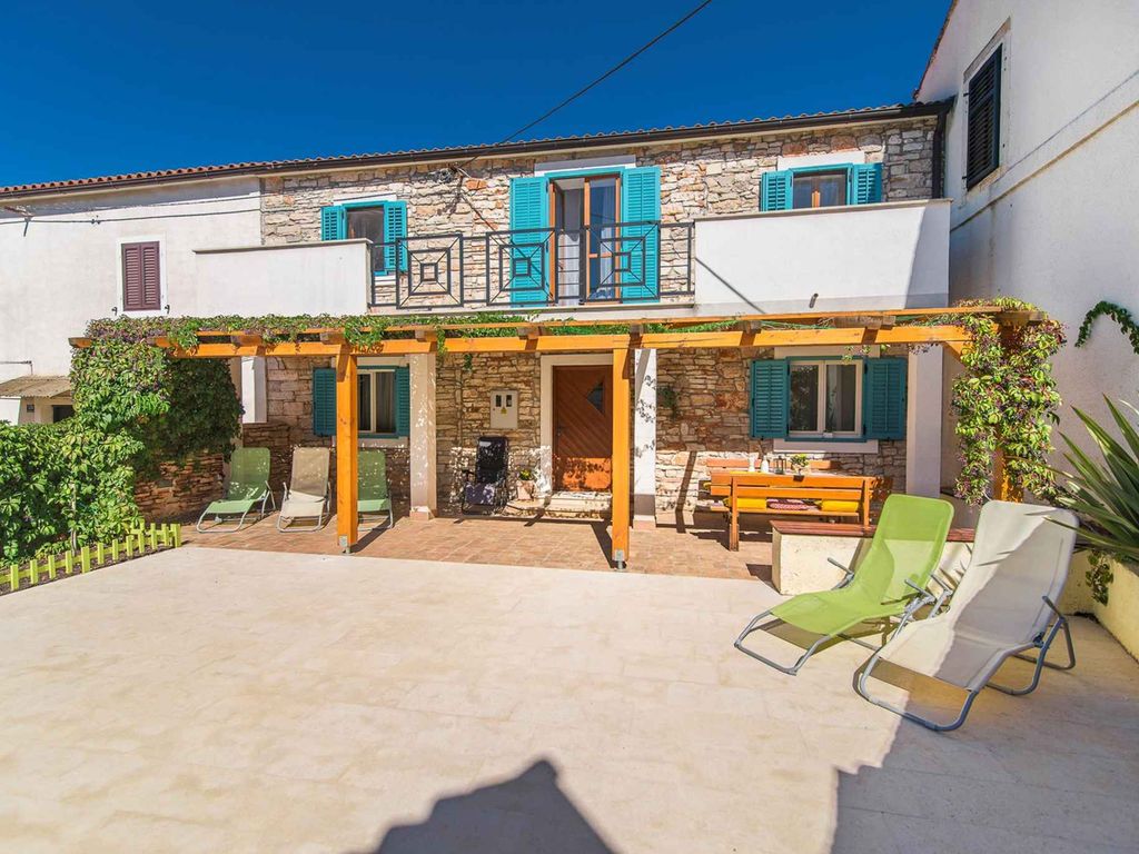 Ferienhaus mit Garten
