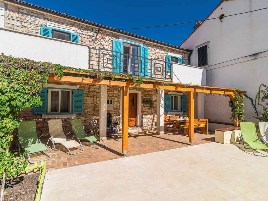 Ferienhaus mit Garten