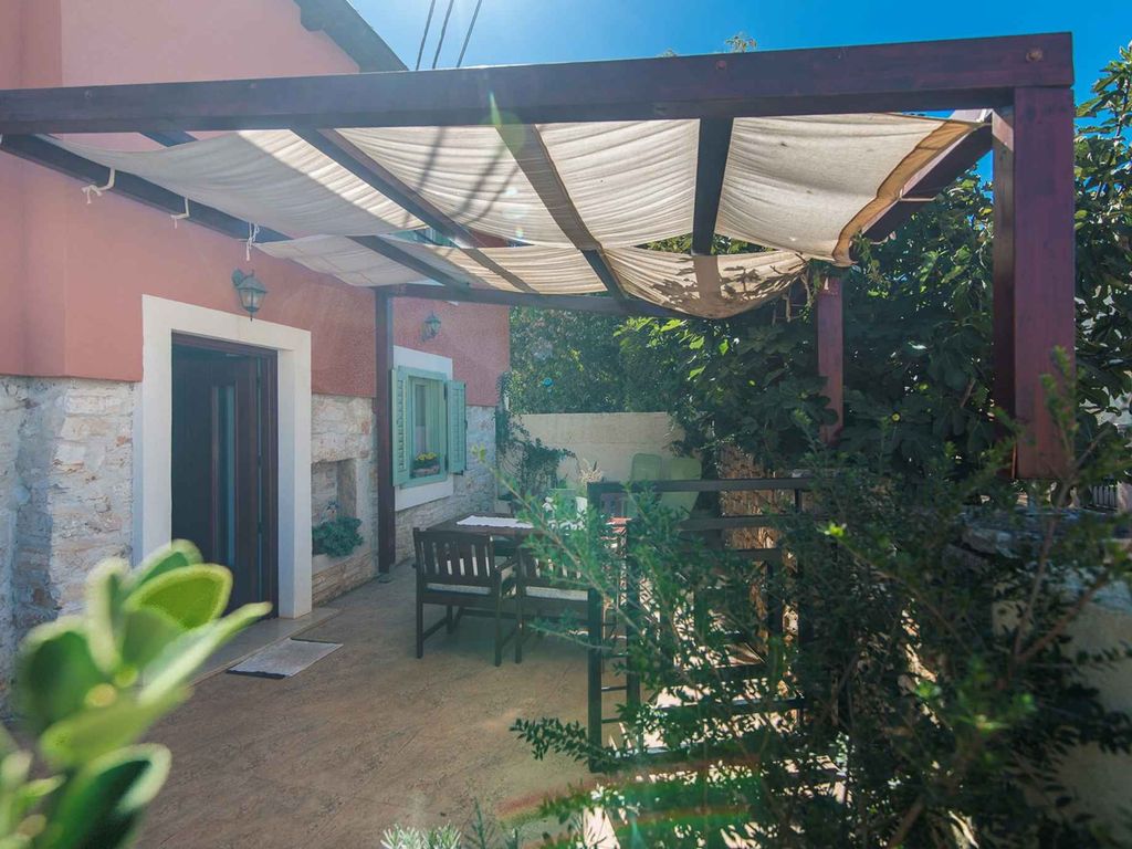 Ferienhaus mit Garten