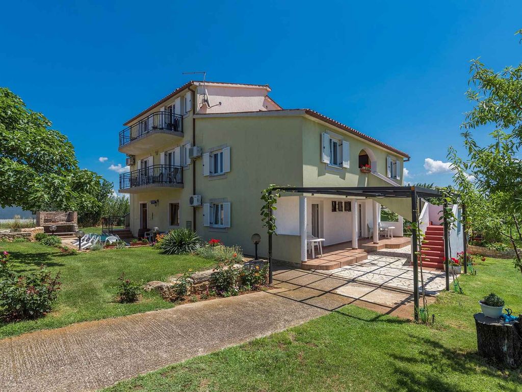 Ferienwohnung mit Garten