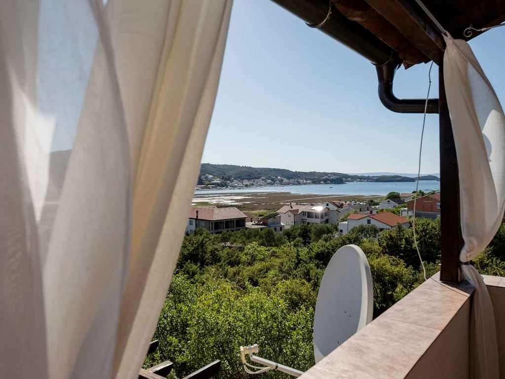 Apartment nur 500 Meter vom Meer entfernt - Inseln Rab