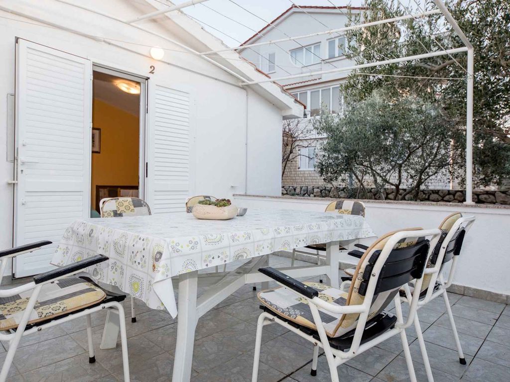 Ferienwohnung mit Klimaanlage und Grill