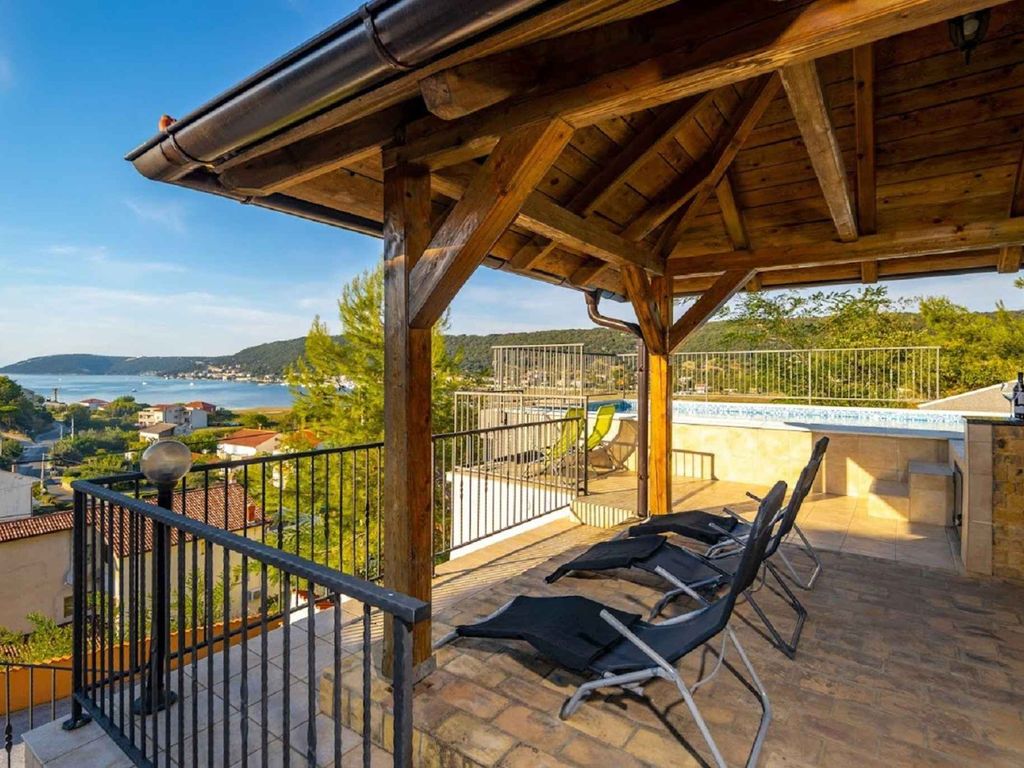 Ferienwohnung mit Klimaanlage und Pool