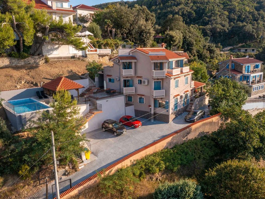 Ferienwohnung mit Klimaanlage und Pool