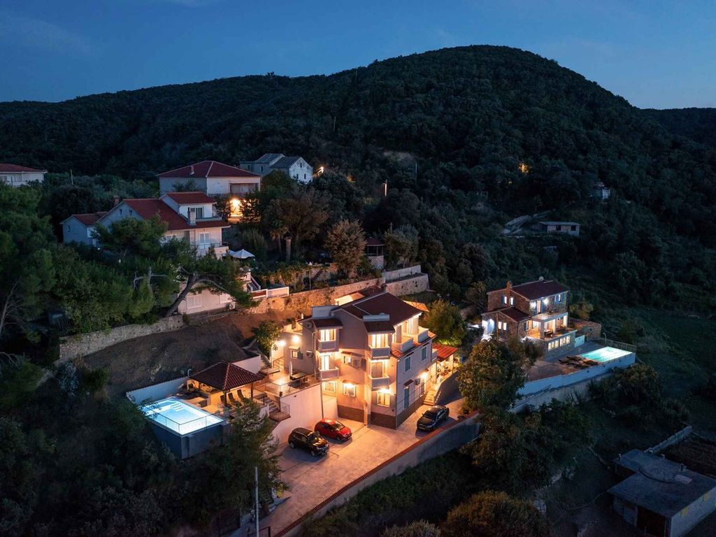 Ferienwohnung mit Klimaanlage und Pool