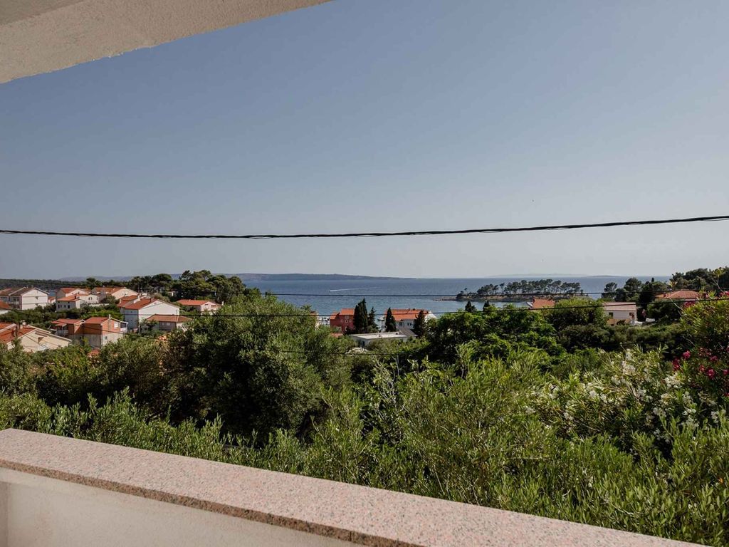 Apartment mit zwei Schlafzimmern und einem Balkon mit Meerblick für 4-5 Personen