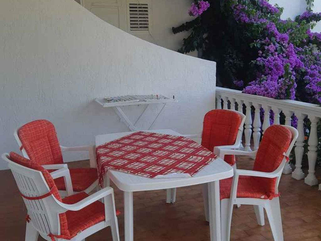 Apartment mit 1 Schlafzimmer und Balkon für 2-4 Personen nur 200 Meter vom Strand entfernt