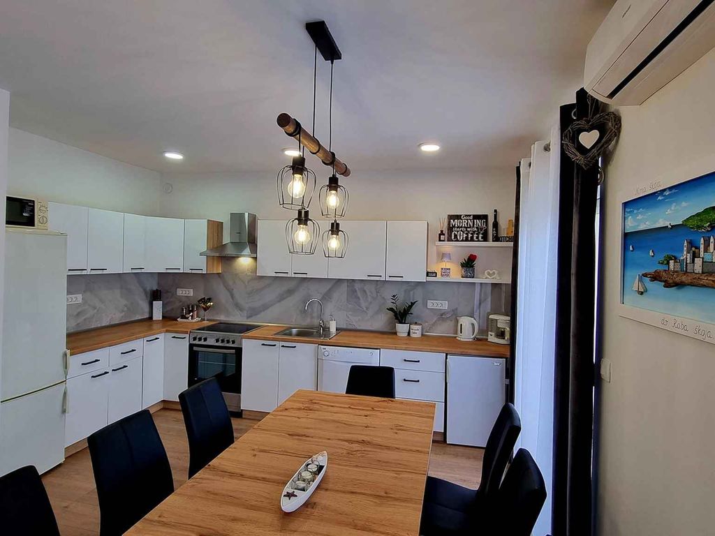 Ferienwohnung mit Klimaanlage und Terrasse
