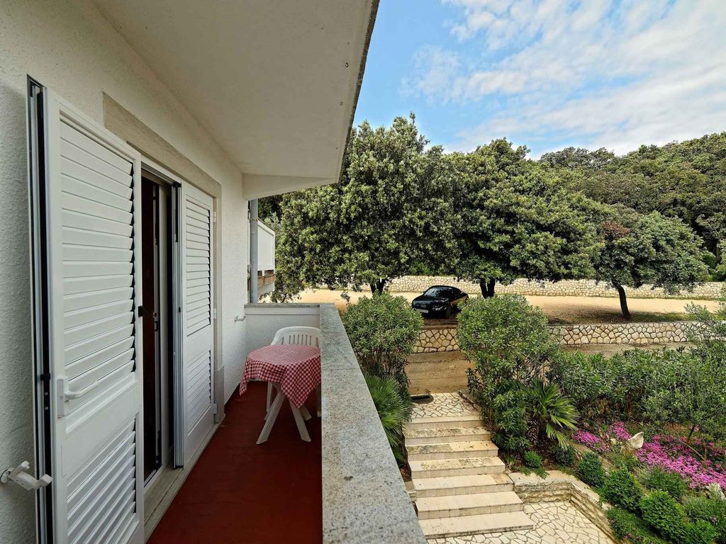 Ferienwohnung mit Klimaanlage und Balkon