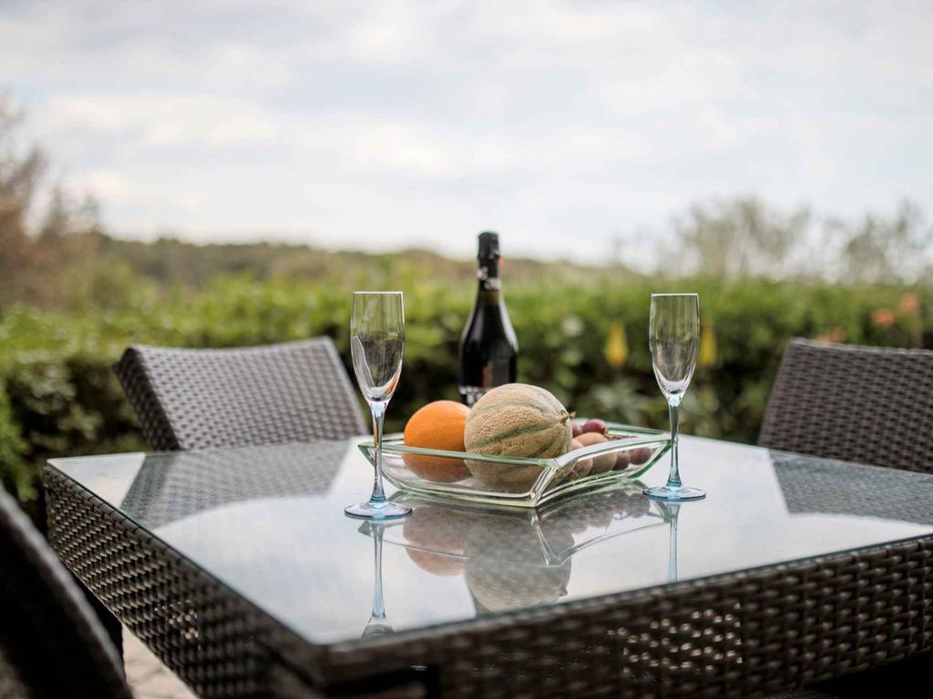 Ferienwohnung mit Terrasse und Meerblick