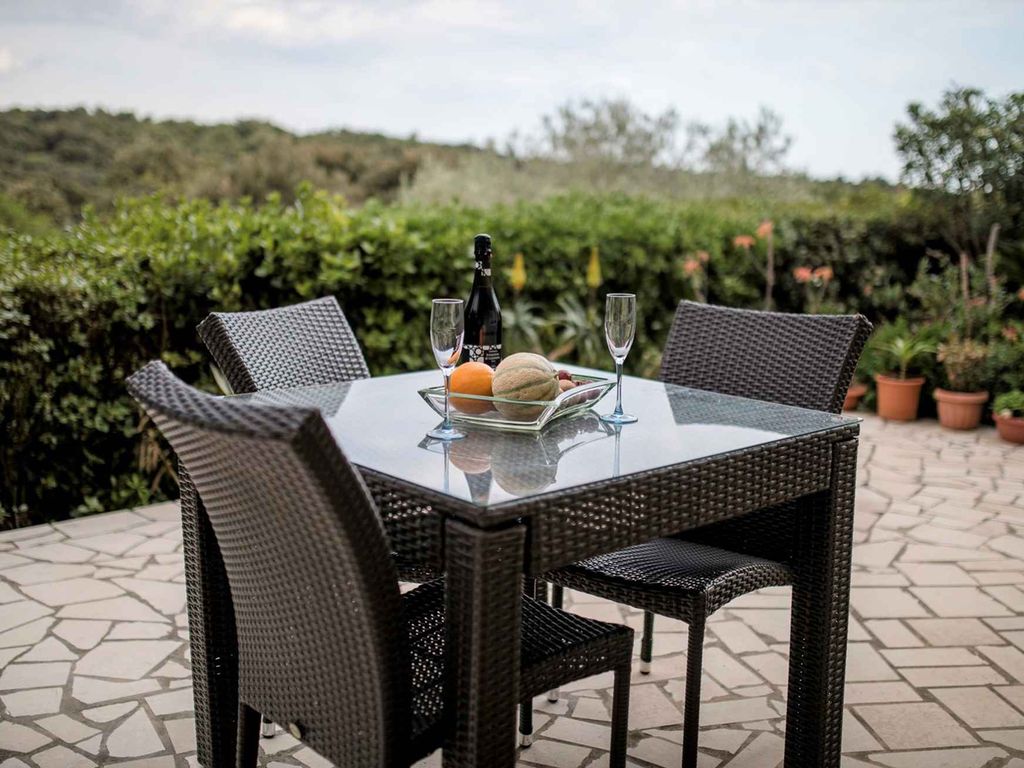 Ferienwohnung mit Terrasse und Meerblick