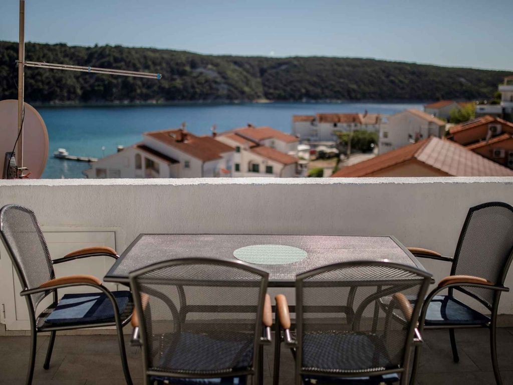 Ferienwohnung mit Klimaanlage und Meerblick