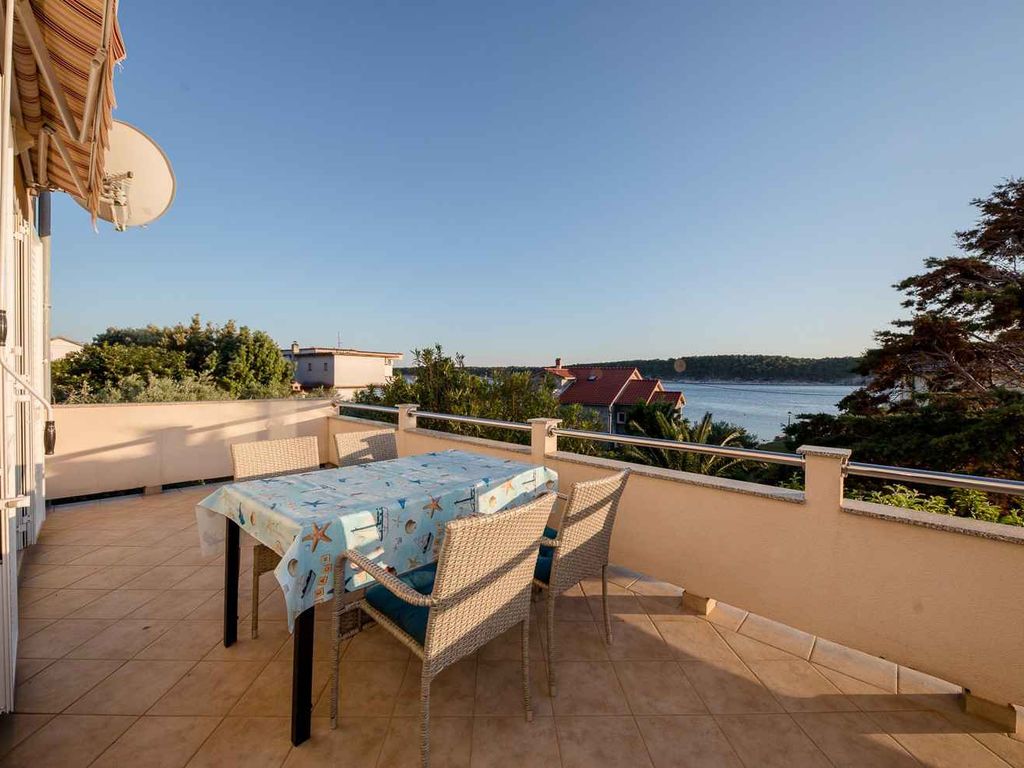 Ferienwohnung mit Meerblick und Klimaanlage