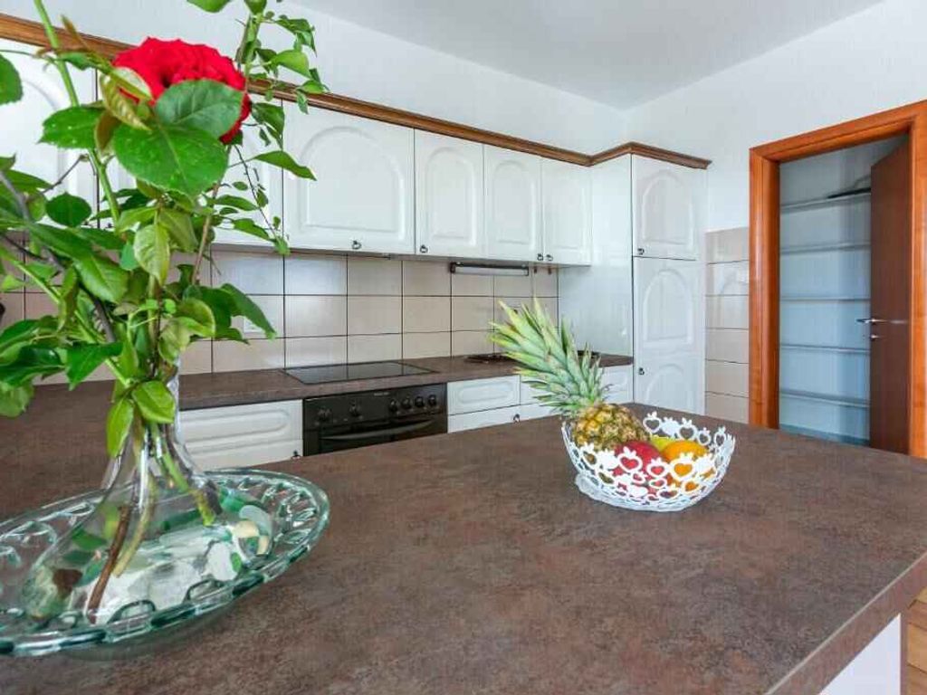Ferienwohnung mit Klimaanlage und Meerblick