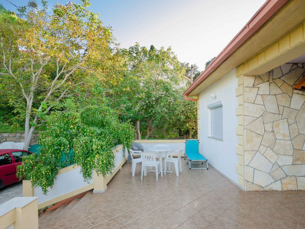 Ferienwohnung mit Klimaanlage und Meerblick