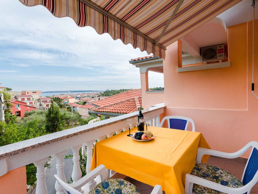 Ferienwohnung mit Klimaanlage und Meerblick