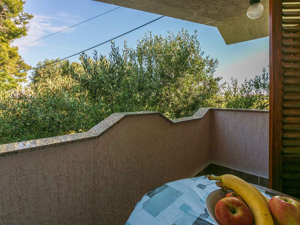 Ferienwohnung mit Klimaanlage und Balkon