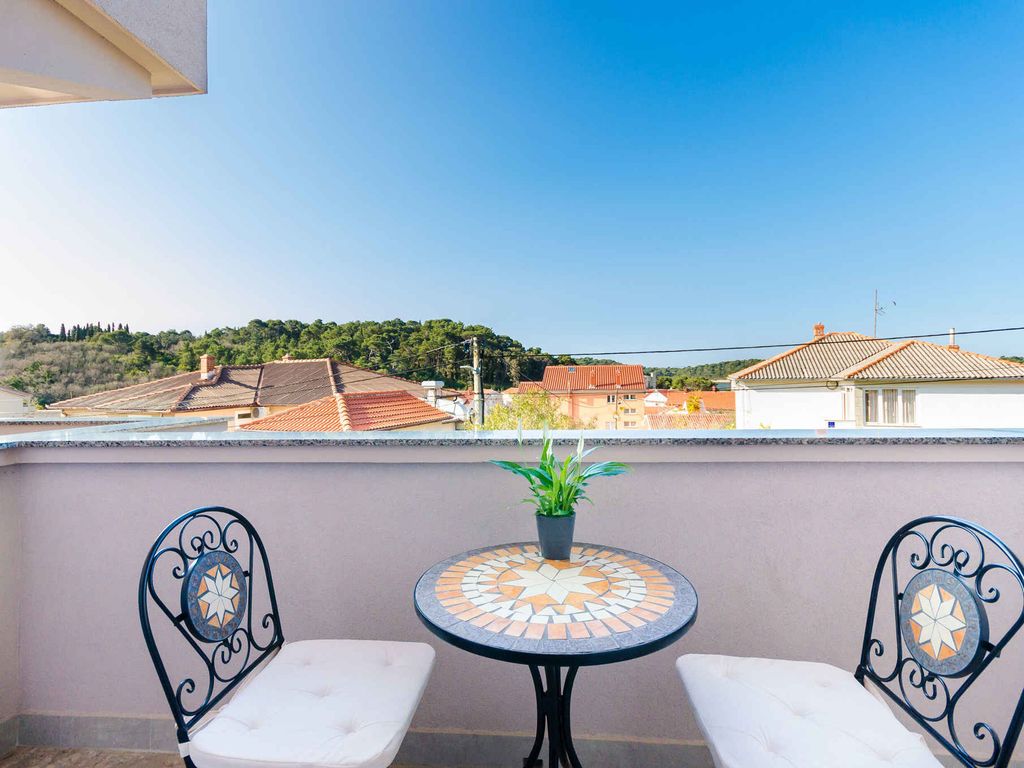 Ferienwohnung mit Klimaanlage und Balkon