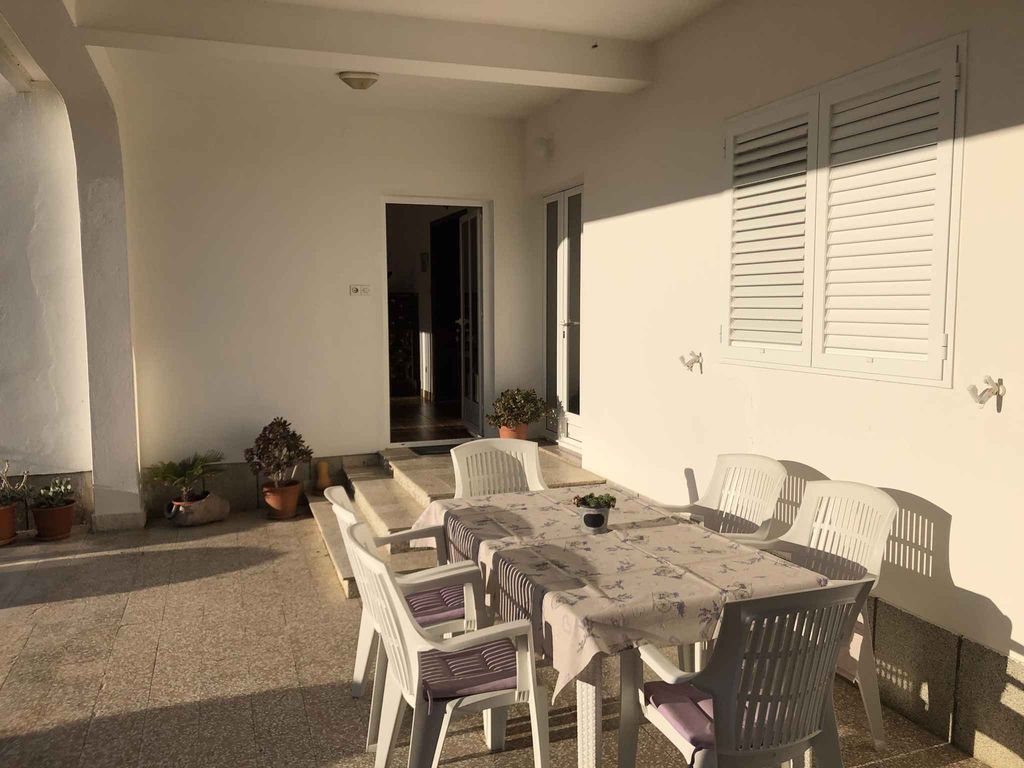 Ferienwohnung mit Terrasse