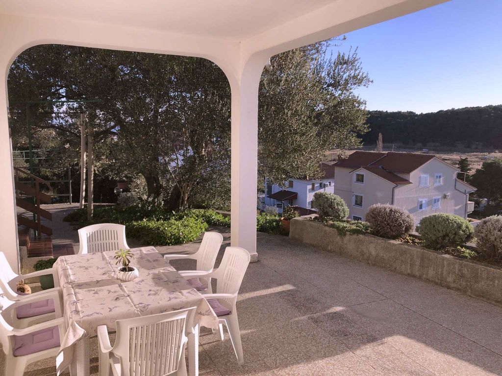 Ferienwohnung mit Terrasse