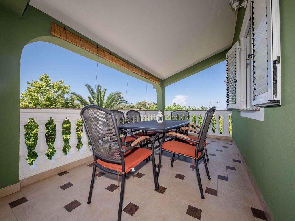 Ferienwohnung mit Meerblick und Klimaanlage
