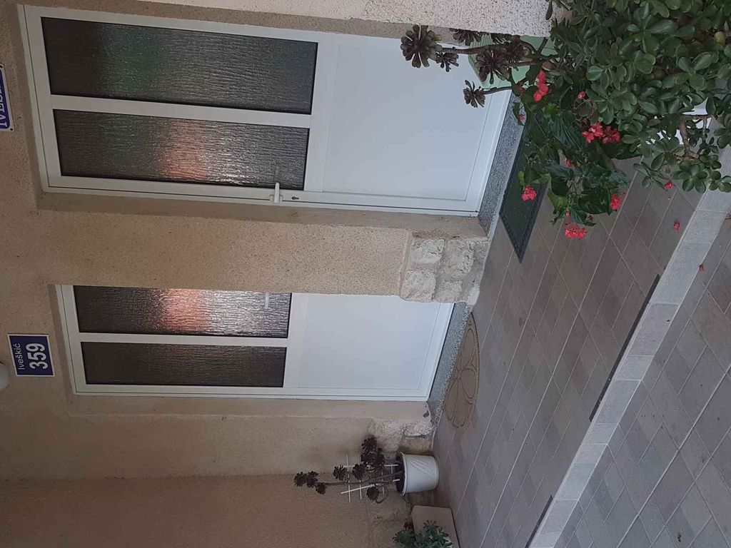 Ferienwohnung mitTerrasse