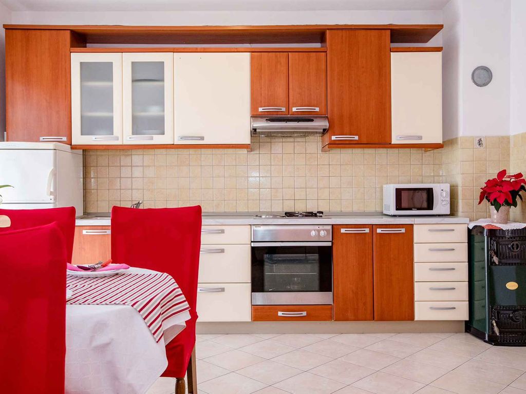 Ferienwohnung mit Terrasse und Klimaanlage