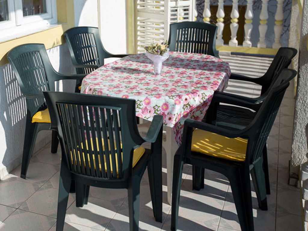 Ferienwohnung mit Terrasse und Klimaanlage