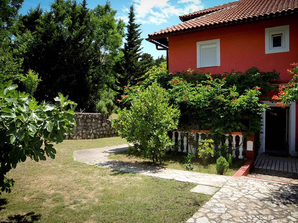 Ferienwohnung mit Terrasse und Klimaanlage