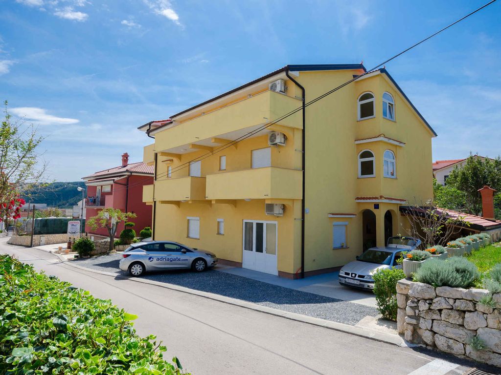 Ferienwohnung mit Klimaanlage und Grill