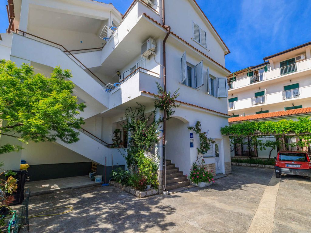 Ferienwohnung mit Klimaanlage und Grill