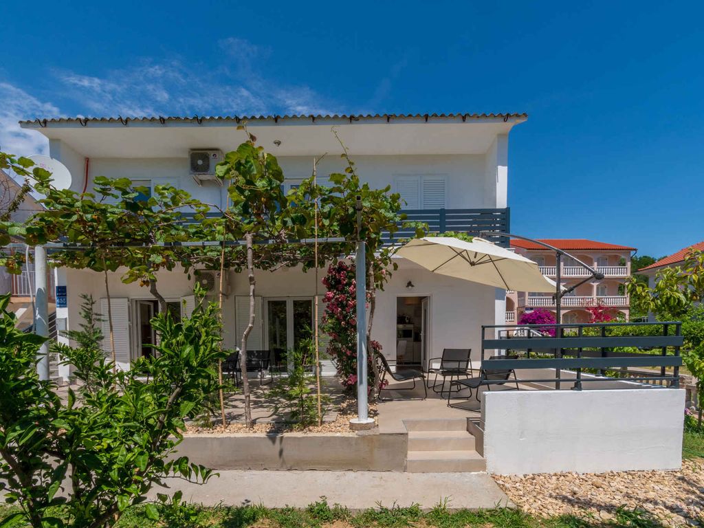 Ferienwohnung mit Klimaanlage und Grill