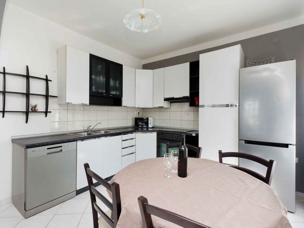 Ferienwohnung mit Klimaanlage und Grill