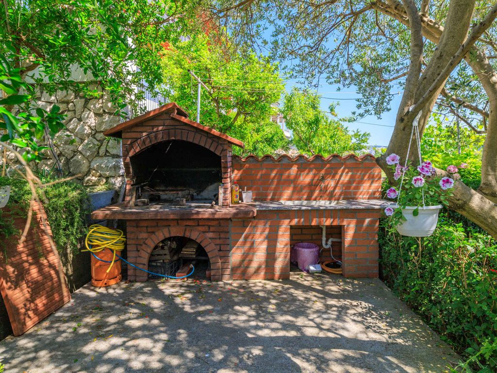 Ferienwohnung mit Klimaanlage und Grill