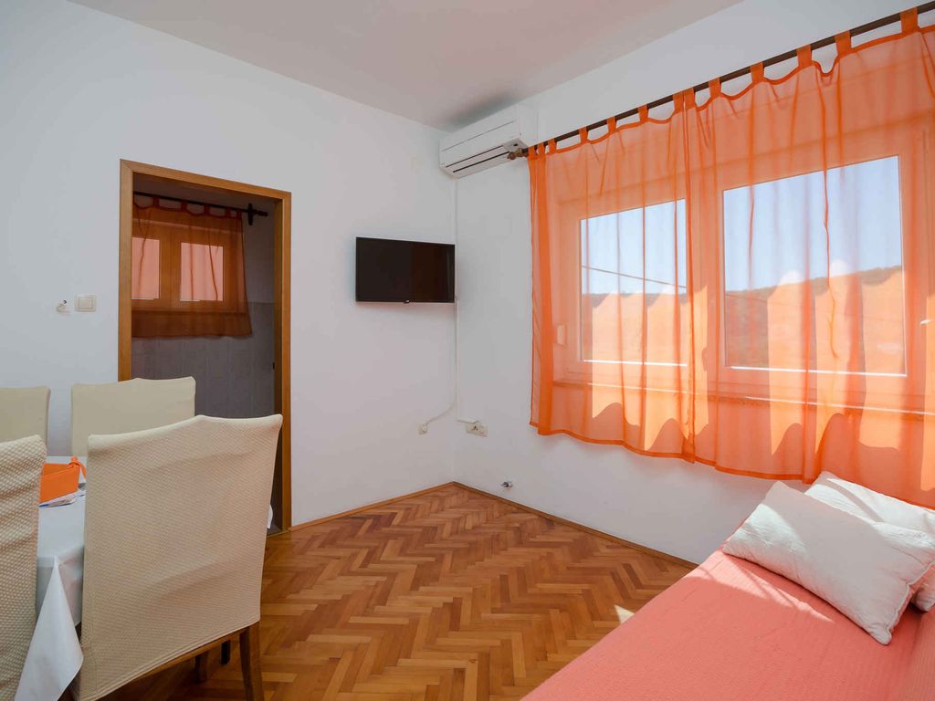 Ferienwohnung mit Klimaanlage und Grill