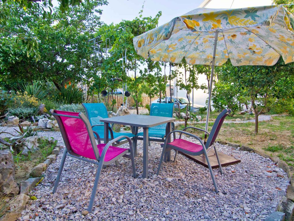 Ferienwohnung mit Balkon und Grill