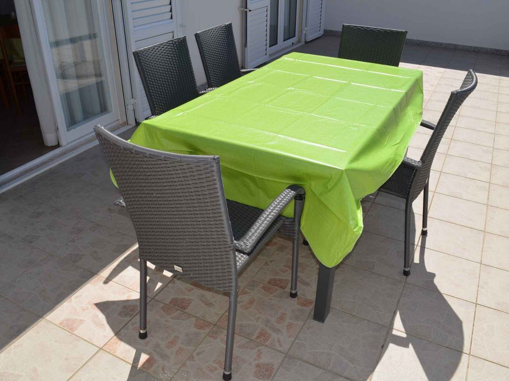 Ferienwohnung mit 20 qm Terrasse