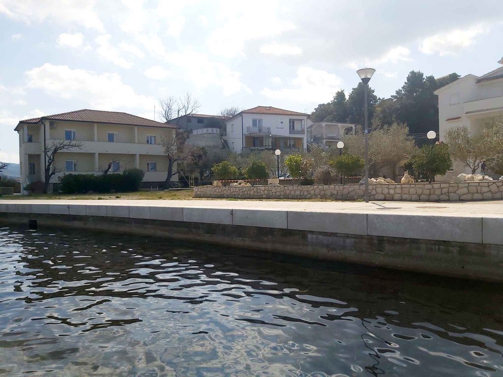 Ferienwohnung mit Bootsliegeplatz und Meerblick