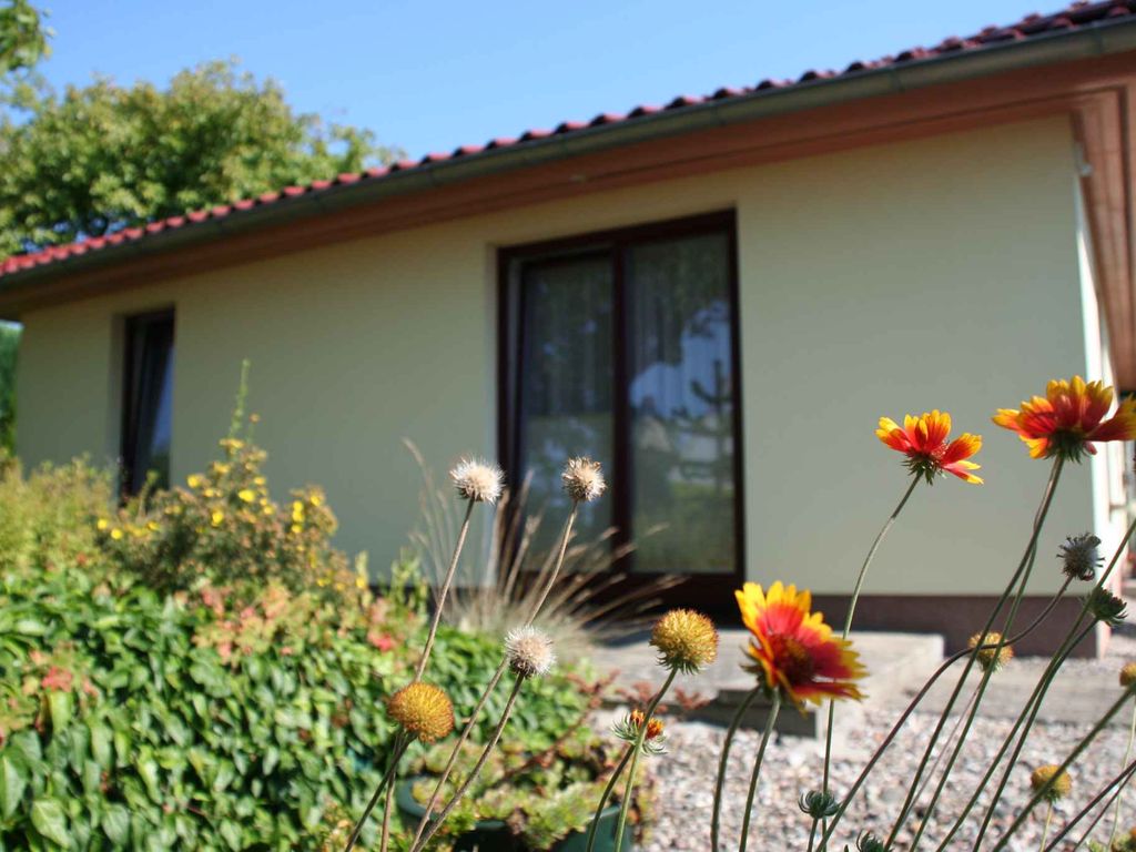 Ferienhaus mit Terrasse und Garten