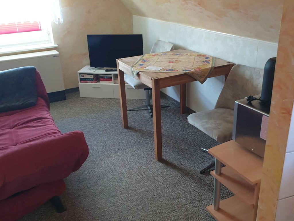 Ferienwohnung unter Schilfdach, nur 100 m zum Ostseestrand